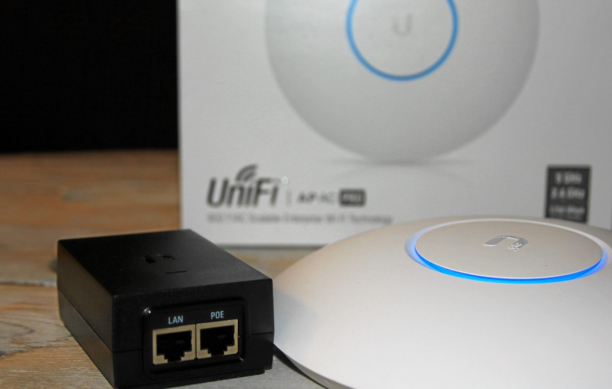 Ubiquiti WLAN Access Point (AP AC-Pro)